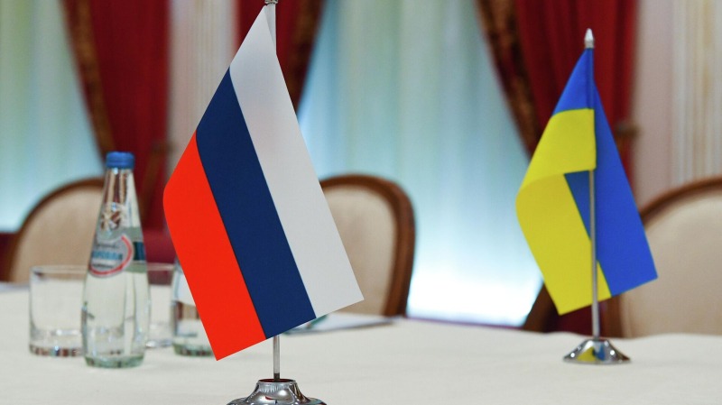 РФ готова продолжать диалог с Украиной на базе Стамбула и Минска – Путин