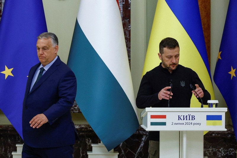 Украина отказалась прекращать огонь ради переговоров с Россией. Киев заявил, что хочет добиться мира другим путем