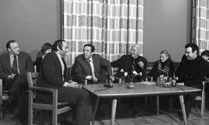 Роли и эпиграммы: к 90-летию Валентина Гафта