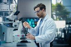 Комбинация препаратов оказалась способна продлить жизнь