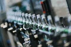 В России подняли цену на водку