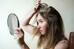 Определен фактор повышения риска выпадения волос