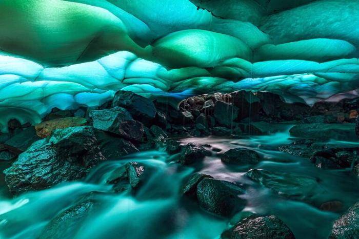 Изумрудная пещера