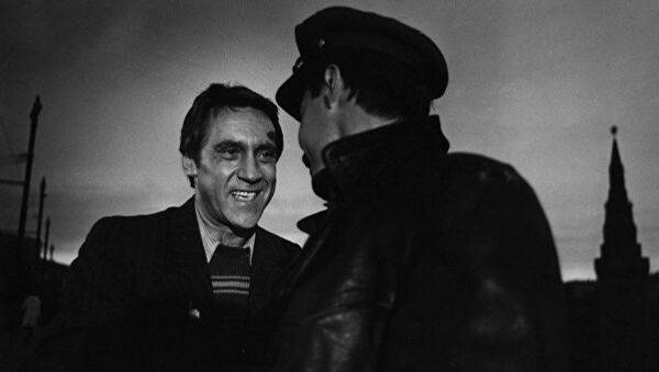 Кадр из фильма Место встречи изменить нельзя