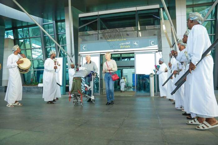 Встреча в оманском аэропорту Салала первого рейса из Москвы, декабрь 2025 год