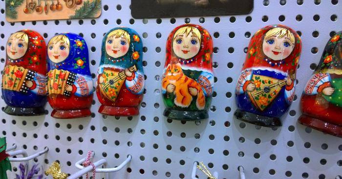 Продажа магнитов-матрешек в Сергиевом Посаде 