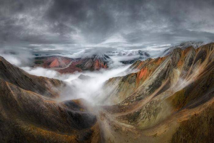 Цветные горы Улахан-Чистай