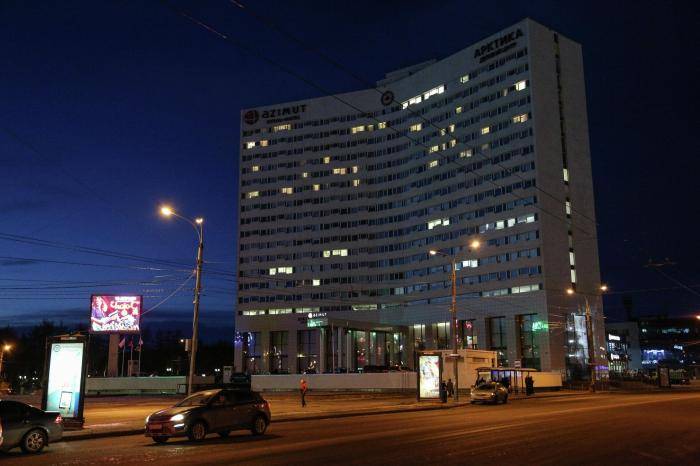 Здание гостиницы Azimut