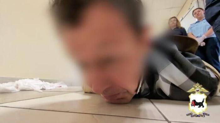Мужчина, напавший на медперсонал в больнице Иркутска
