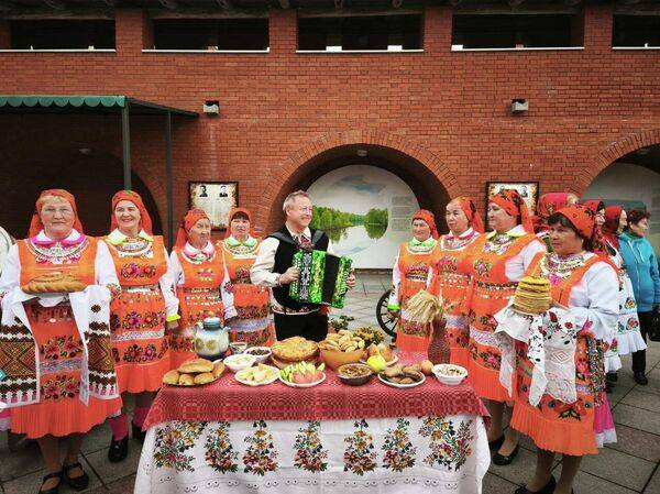 Участники праздника Угинде