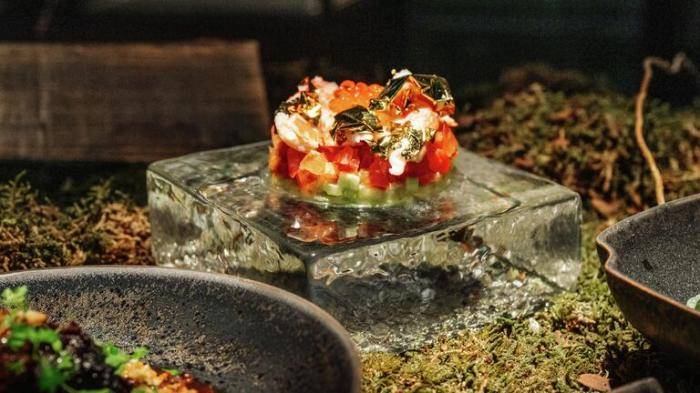 Блюдо, приготовленное поварами во время фестиваля Гастрономические маршруты России