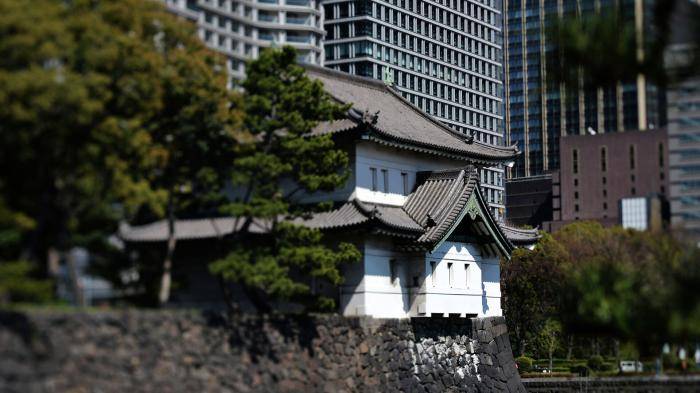 Комплекс зданий Императорского дворца в городе Токио