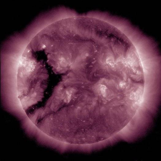 Корональная дыра на Солнце
