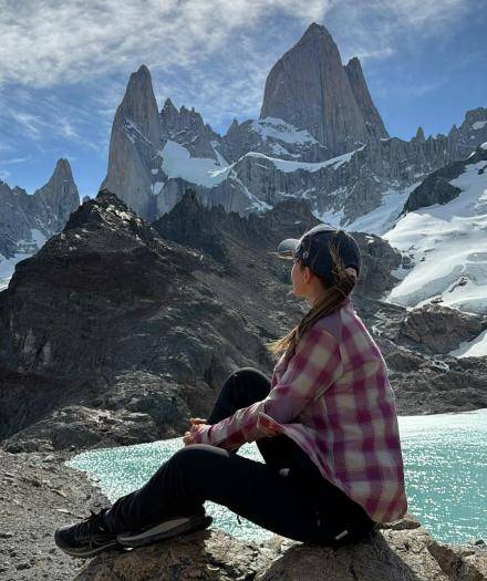Юлия Барановская во время трекинга в Патагонии