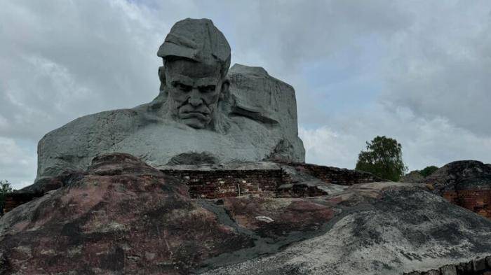 Брест, Музей войны - территория мира