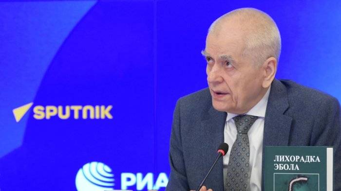 Академик РАН, заместитель президента Российской академии образования Геннадий Онищенко