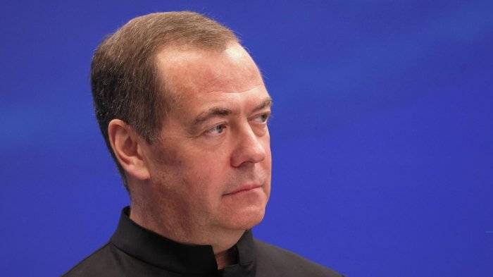 Заместитель председателя Совета безопасности России, председатель партии Единая Россия Дмитрий Медведев