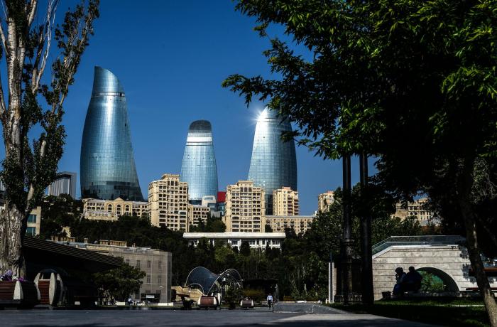 Небоскребы Башни Огня в Баку