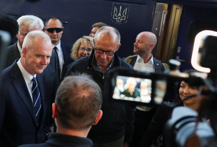 Атака на Киев 4 октября; поражены два моста, визит Мерца на Украину