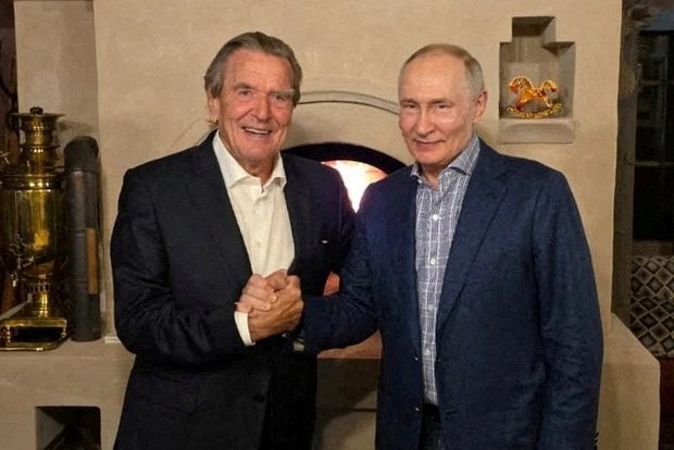 Визит экс-главы правительства ФРГ Герхарда Шредера к Путину