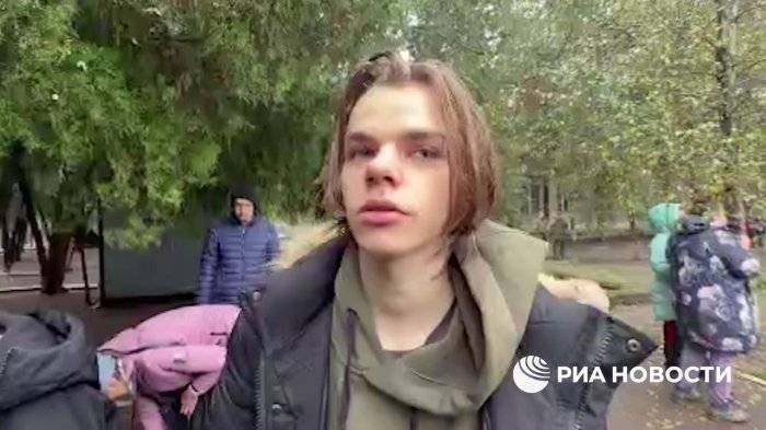 Молодой житель Алешек рассказал о планах жить и учиться в России
